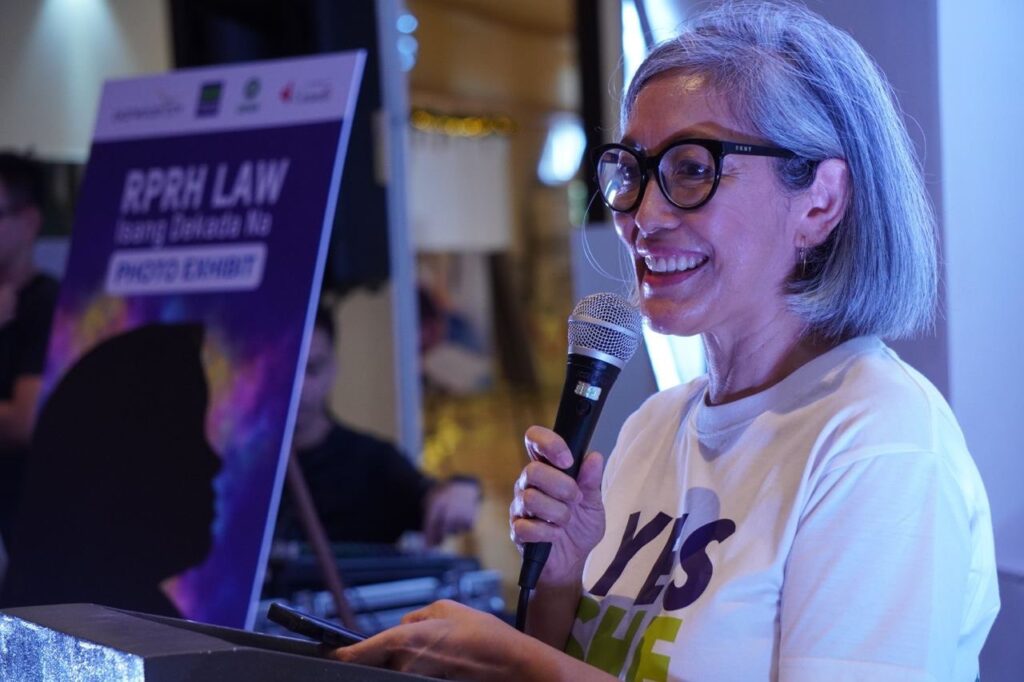 Returning Oxfam Pilipinas Executive Director Lot Felizco speaks at the launch of a photo exhibit on the Responsible Parenthood and Reproductive Health Law last December 2022 at Eastwood Mall, Quezon City. Photo by Oxfam Pilipinas.