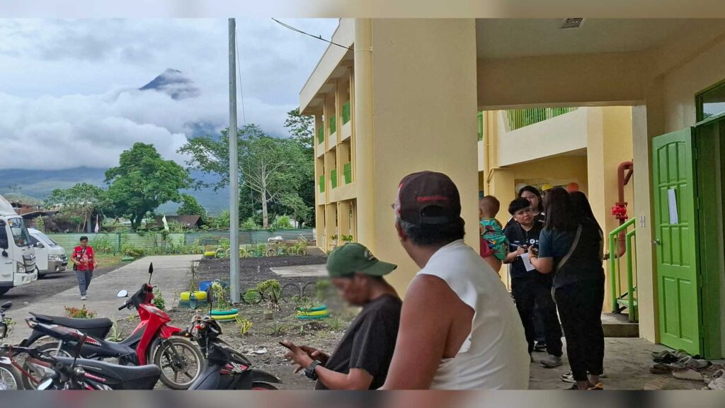 Photo of an evacuation center in Camalig, Albay where evacuees fleeing from the Mayon Volcano eruption in January 2026 are staying. Photo by Shirley Torrecampo Bolaños/Coastal Core  