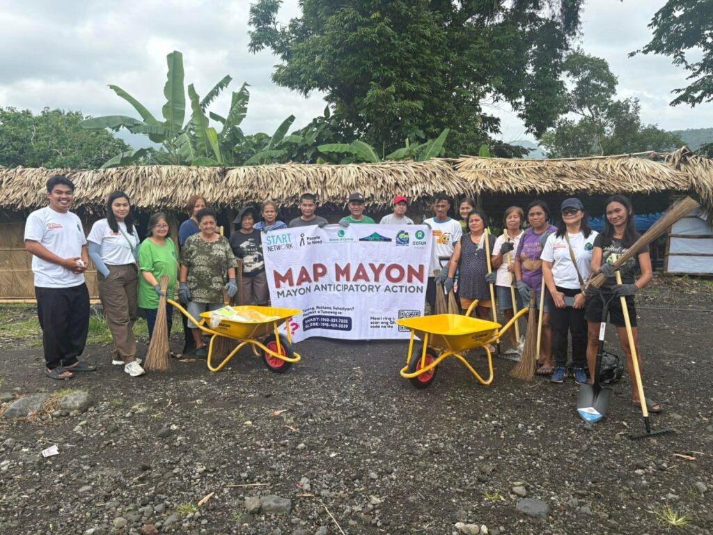 Photos of Oxfam Pilipinas, Start Network, People in Need Philippines, Simon of Cyrene Community Rehabilitation and Development Foundation, Inc., MIDAS/Mayon Integrated Development Alternatives and Services, Inc., Coastal CORE, Incorporated in action for humanitarian support to communities affected by Mayon Volcano as part of their #AnticipatoryAction in Albay, Bicol, Philippines. 

For more info, visit oxfam.org.ph.