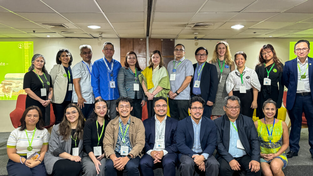 Photo of the high-level multi-stakeholder forum organized by REI Philippines today at the AIM Conference Centre (ACC) in Makati City. For more info, visit oxfam.org.ph