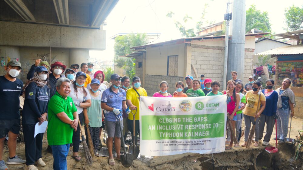 Photo of residents affected by Typhoon Kalmaegi (local name: Tino) in Barangay Lawaan II, Talisay City, Cebu, who participated in a community clean-up drive on 11 April 2026, as part of the recovery efforts. For more info, visit oxfam.org.ph