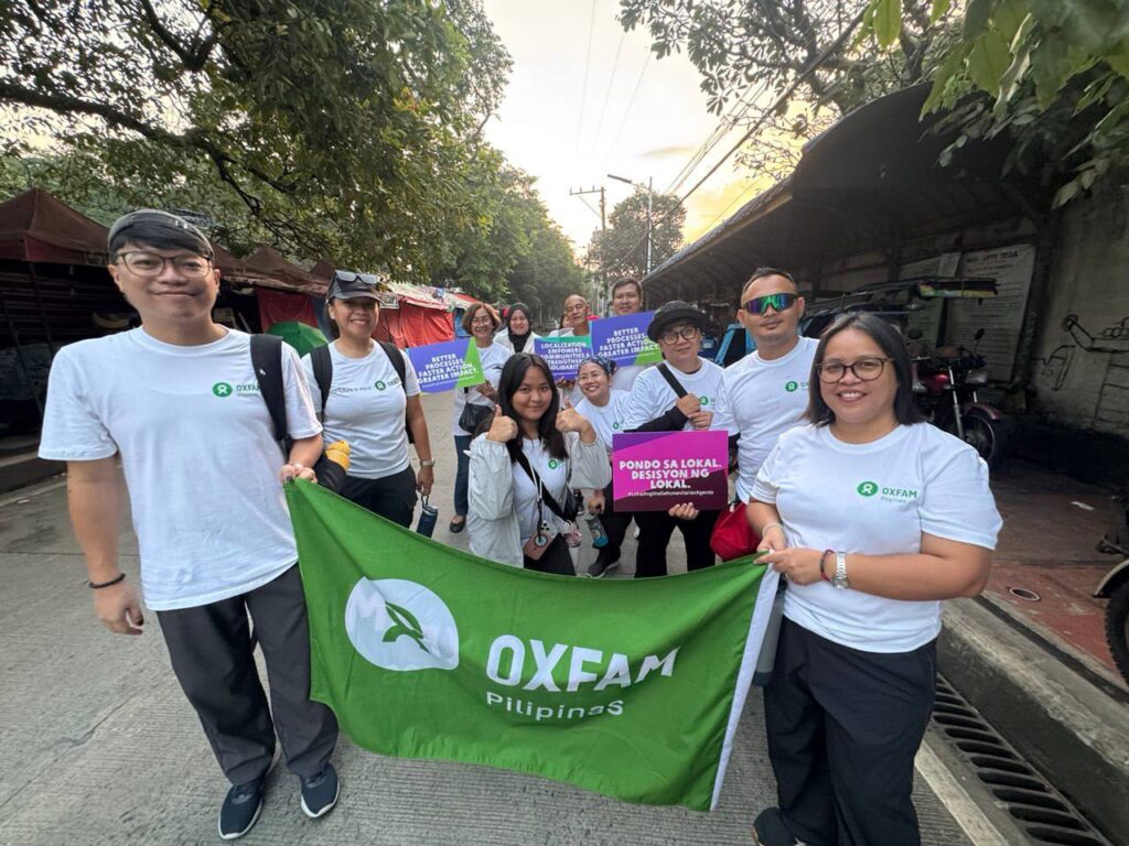 Photos of the Grand Bargain 10th anniversary in the Philippines, Walk Our Talk on Localization, an activity co-organized by Oxfam Pilipinas as part of the Grand Bargain National Reference Group Philippines. 

#LokalAngUnaSaHumanitarianAgenda

Kaisa ang Oxfam Pilipinas, Community Organizers Multiversity, Mayon Integrated Development Alternatives and Services, NAGKAISA, Philippine Disaster Risk Reduction Network, Bayi, UnyPhil-Women, Pambansang Koalisyon ng Kababaihan sa Kanayunan, at mga pamayanan mula sa Montalban at Taytay, Rizal at Taguig City sa panawagan ang lokalisasyon ng humanitarian action.

For more info, visit oxfam.org.ph